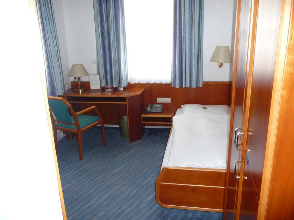 Hotel Sonne Leinfelden-Echterdingen Room photo